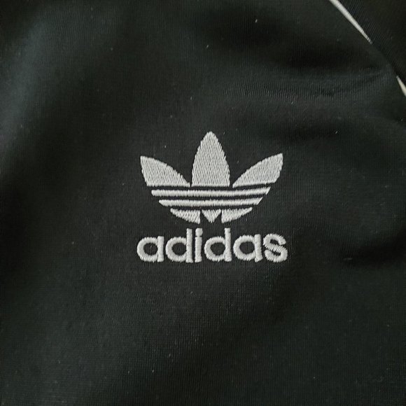 NWT ADIDIAS ADICOLOR SST TRACK JACKET - Youth XL - Picture 2 of 8